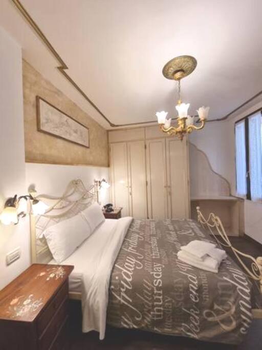 Ca'Briani Luxury - Behind S.Mark Square Veneţia Exterior foto